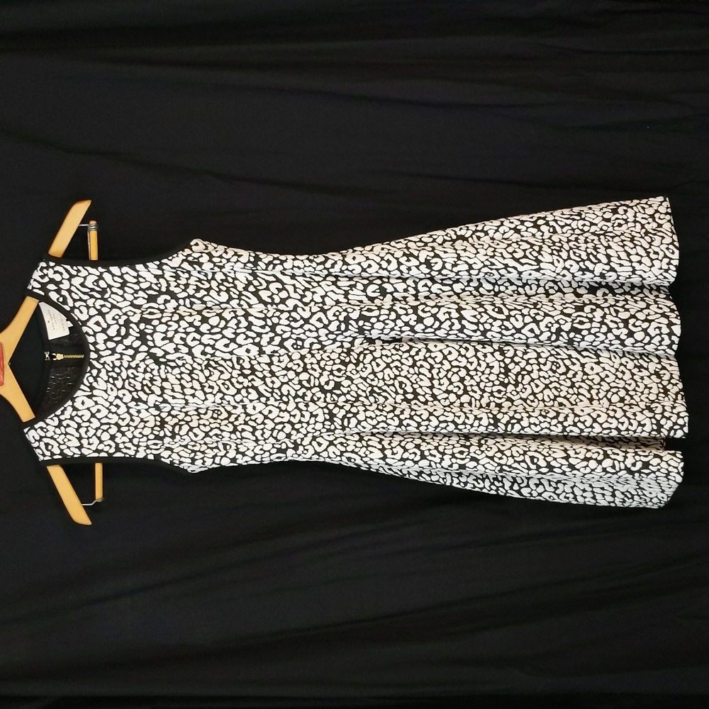 Kate Spade Dress w POCKETS! Size S, Black & White
